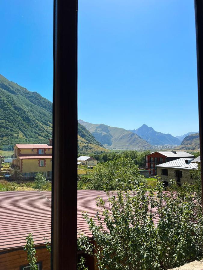 Ia'S Guest House Kazbegi Eksteriør bilde