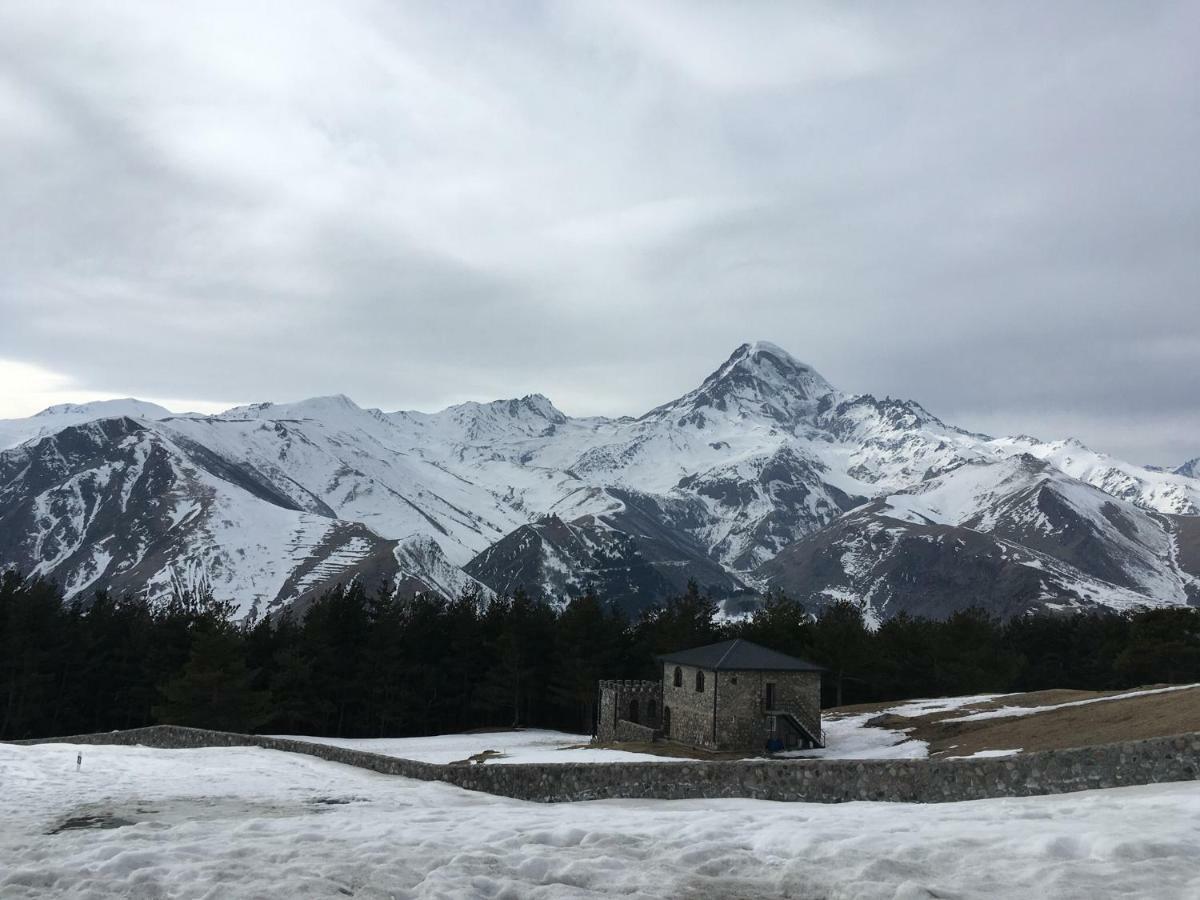 Ia'S Guest House Kazbegi Eksteriør bilde