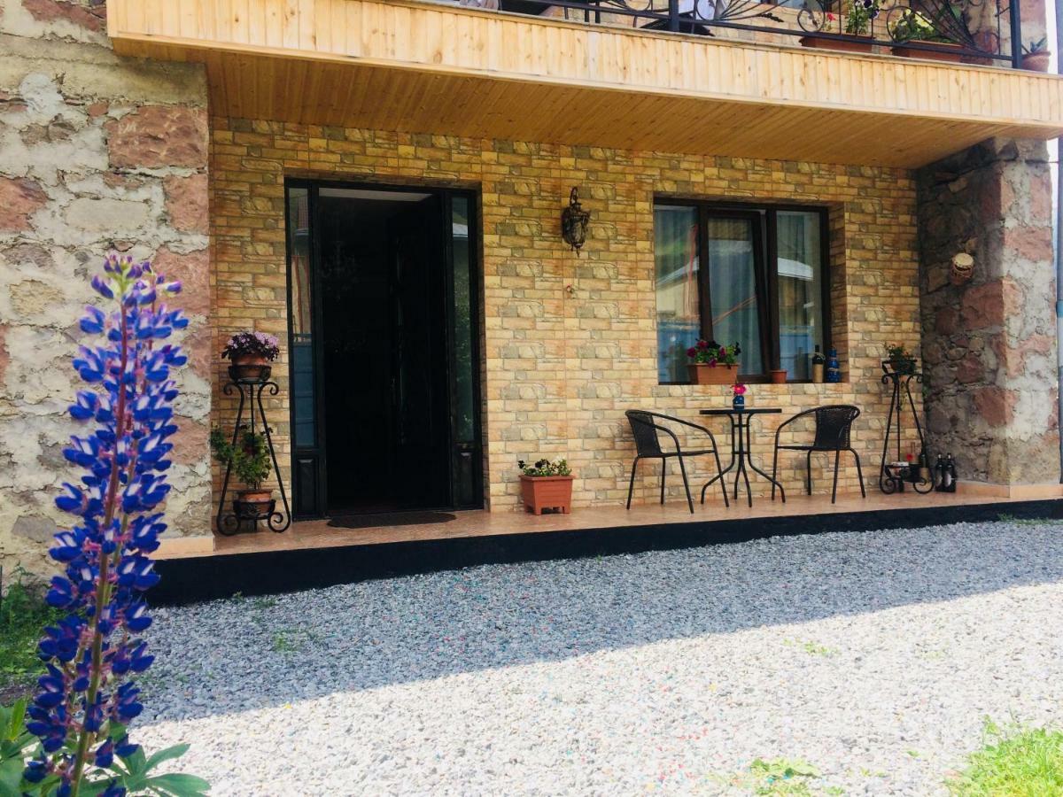 Ia'S Guest House Kazbegi Eksteriør bilde